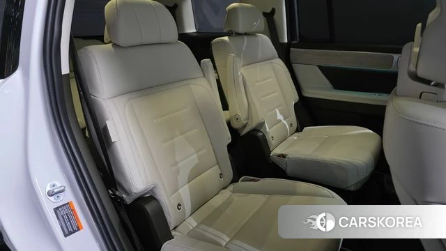 Hyundai Santa Fe (MX5) 2024 Белый из Кореи, фото 2