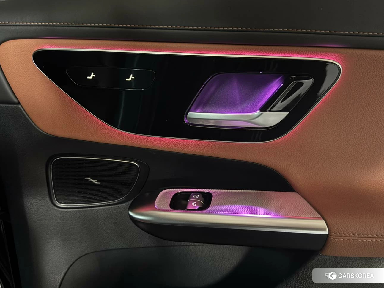 Mercedes-Benz GLC 2024 Черный из Китая, фото 2