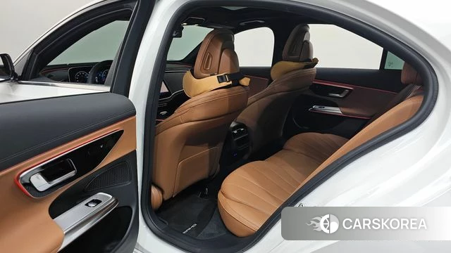 Mercedes-Benz E-Class W214 2026 Белый из Кореи, фото 2