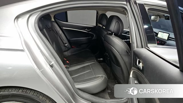 Genesis The New G70 2021 Серебристо-серый из Кореи, фото 2