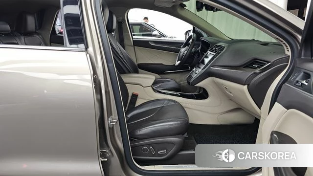 Lincoln MKC 2019 Песочный из Кореи, фото 2