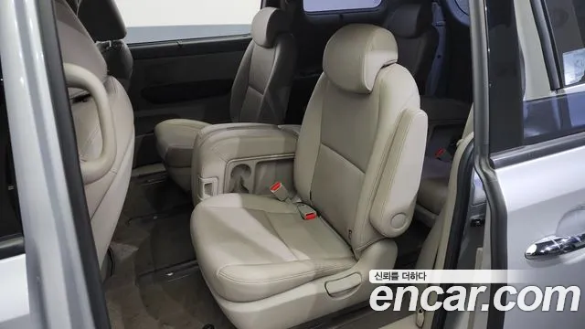 Kia The New Carnival 2020 Серебряный из Кореи, фото 2