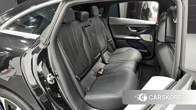 Mercedes-Benz EQE V295 2022 Черный из Кореи, фото 2