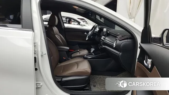 Kia Come New K3 2021 Белый из Кореи, фото 2