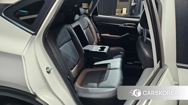 Kia Seltos 2022 Белый из Кореи, фото 2