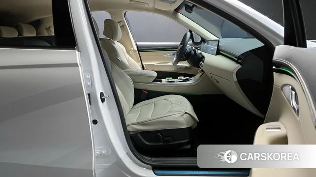 Genesis GV70 2025 Белый из Кореи, фото 2