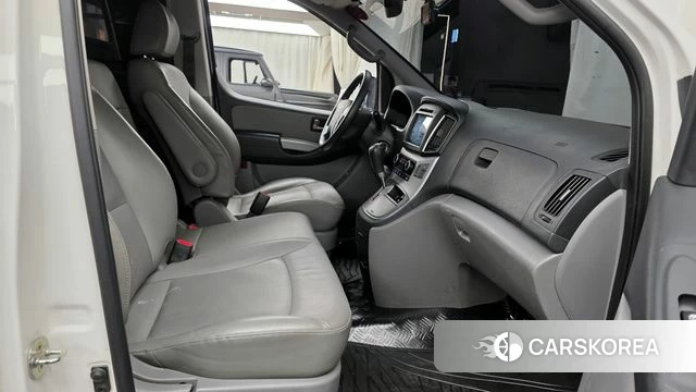 Hyundai The New Grand Starex 2018 Белый из Кореи, фото 2