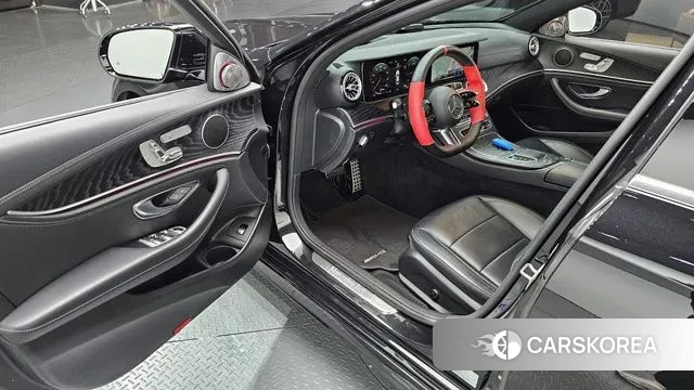 Mercedes-Benz E-Class W213 2020 Черный из Кореи, фото 2