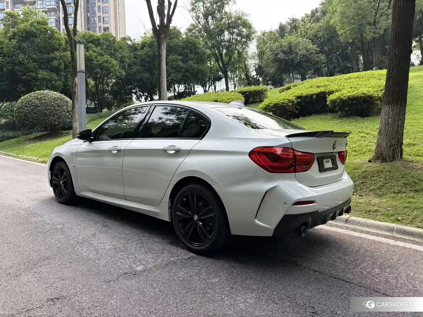 BMW 1 series 2022 Белый из Китая, фото 2