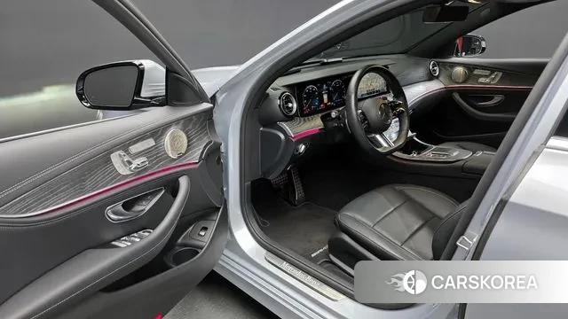 Mercedes-Benz E-Class W213 2022 Серебристо-серый из Кореи, фото 2