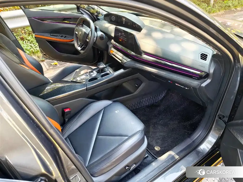 Chang'an Changan UNI-V 2022 Silver/gray из Китая, фото 2
