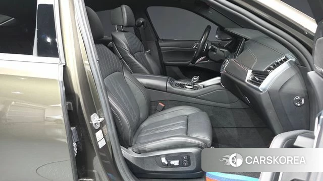 BMW X6 (G06) 2022 Песочный из Кореи, фото 2