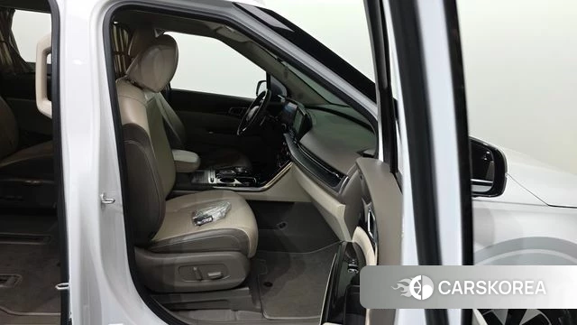 Kia Carnival 4th generation 2023 Белый из Кореи, фото 2