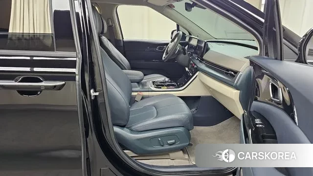 Kia Carnival 4th generation 2022 Черный из Кореи, фото 2
