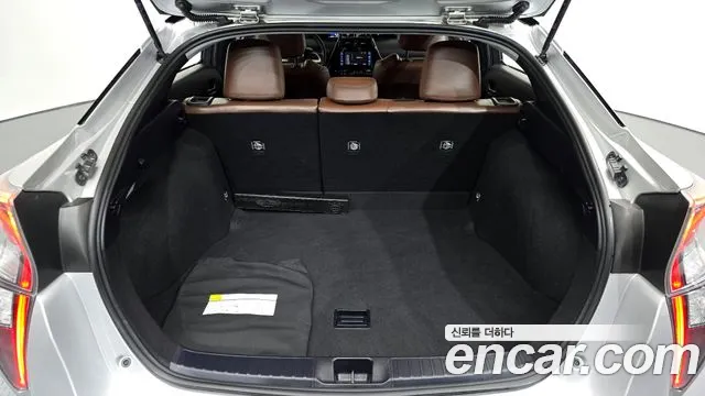 Toyota Prius 4th Generation id 2676612 из Кореи 2