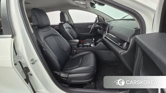 Kia Sportage 5th Generation 2022 Белый из Кореи, фото 2