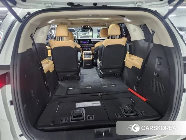 Kia Carnival 4th generation 2023 Белый из Кореи, фото 2