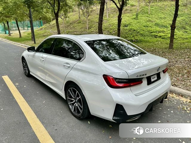 BMW 3 series 2023 Белый из Китая, фото 2