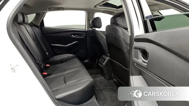 Honda Accord 11th Generation 2024 Белый из Кореи, фото 2