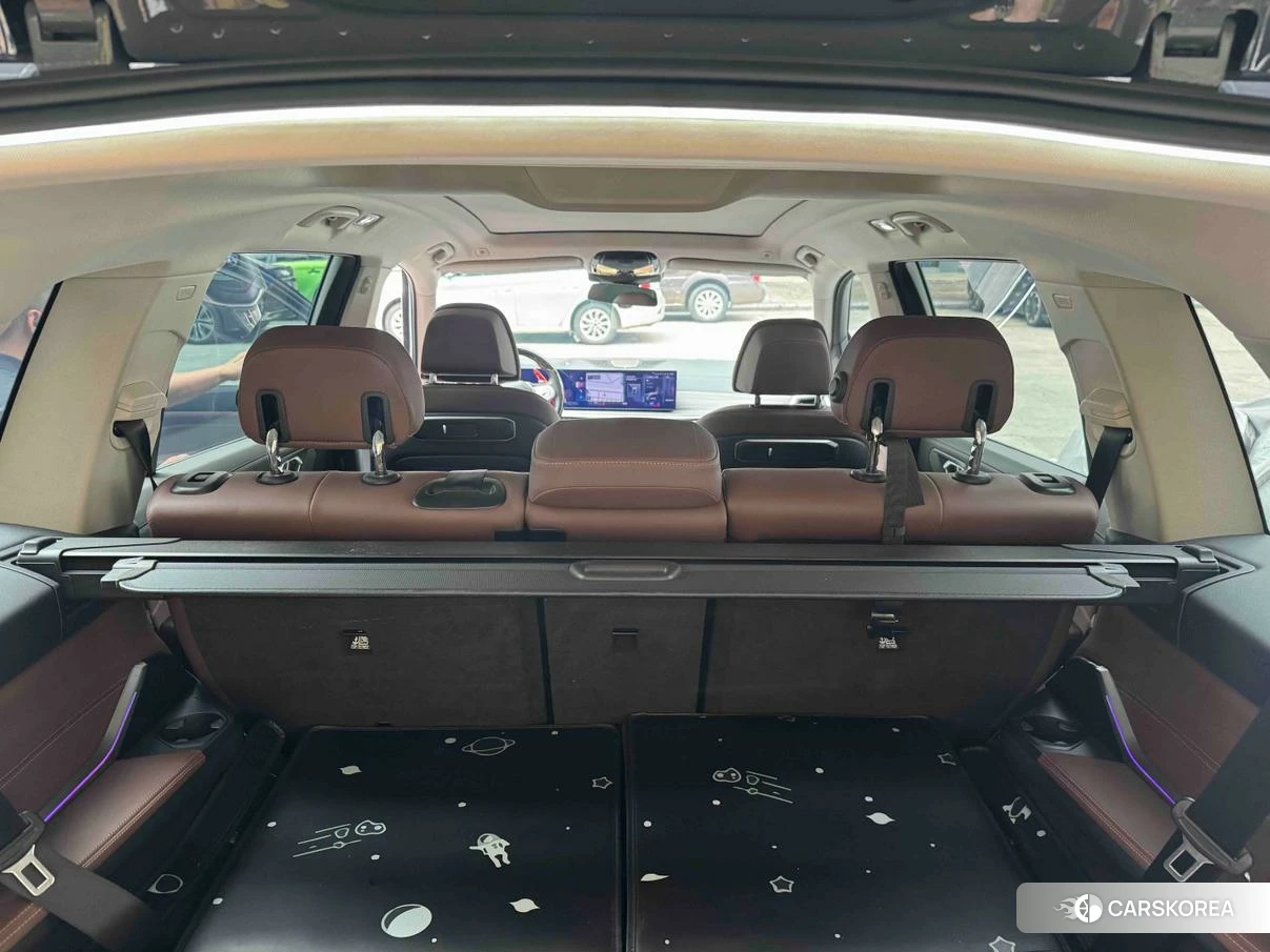 BMW X7 2022 Серебристо-серый из Китая, фото 2