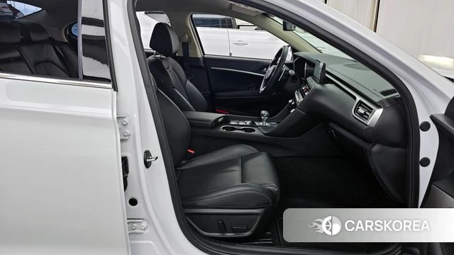 Genesis The New G70 2024 Белый из Кореи, фото 2