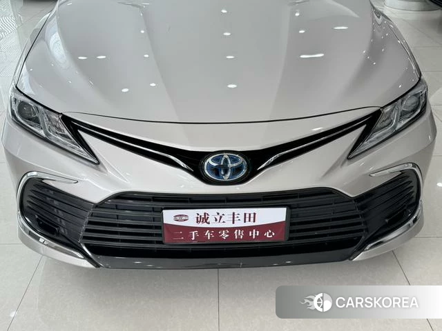 Toyota Camry 2021 Шампань из Китая, фото 2