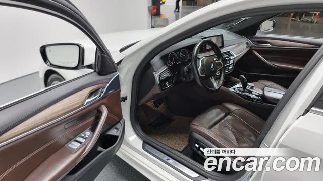 BMW 5 Series (G30) id 2717408 из Кореи 2