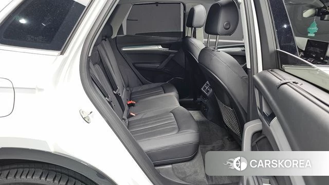 Audi Q5 (FY) 2022 Белый из Кореи, фото 2
