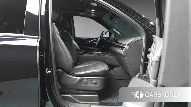 Cadillac Escalade 5th Generation 2022 Черный из Кореи, фото 2