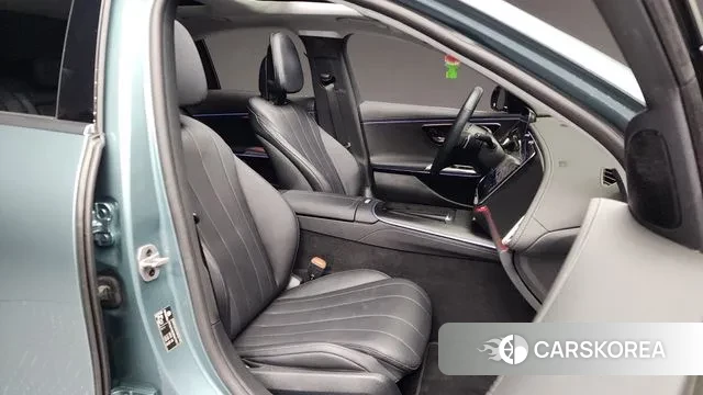 Mercedes-Benz E-Class W214 2024 Серебряный из Кореи, фото 2