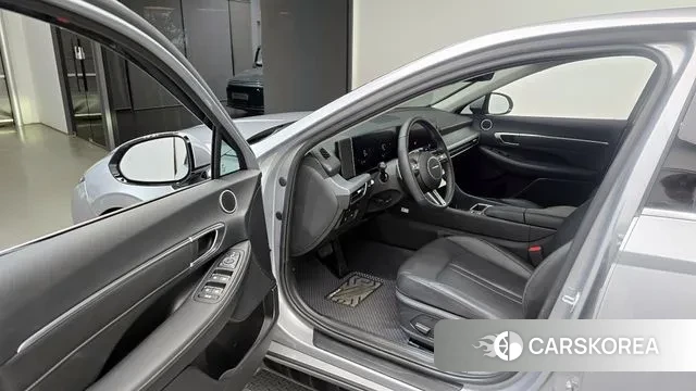 Hyundai Sonata D Edge (DN8) 2024 Серебристо-серый из Кореи, фото 2