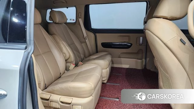 Kia The New Carnival 2018 Белый из Кореи, фото 2