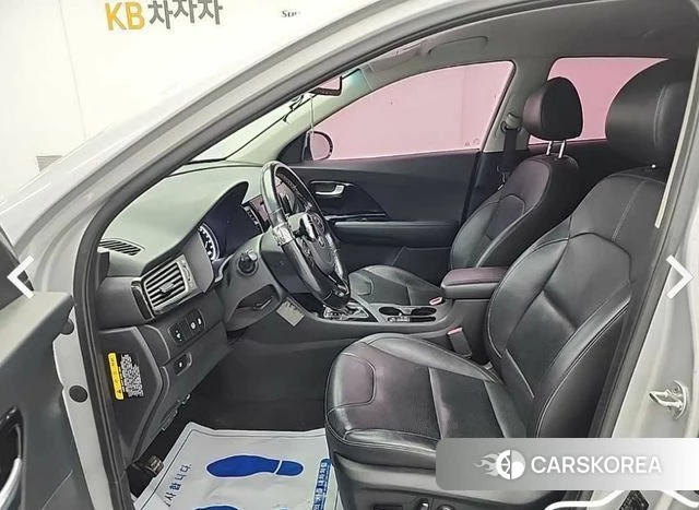 Kia Niro 2019 Серебристо-серый из Кореи, фото 2