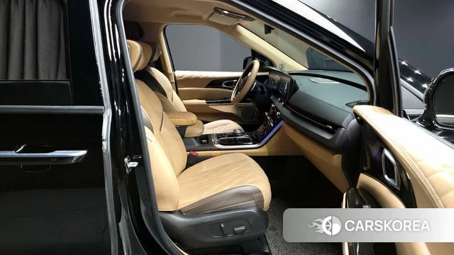 Kia Carnival 4th generation 2022 Черный из Кореи, фото 2