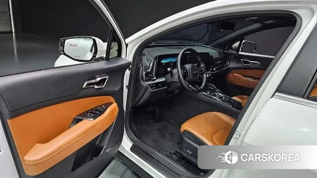 Kia Sportage 5th Generation Hybrid 2022 Белый из Кореи, фото 2