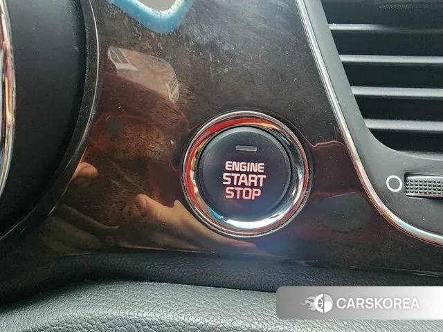 Kia The New Carnival 2019 Белый из Кореи, фото 2