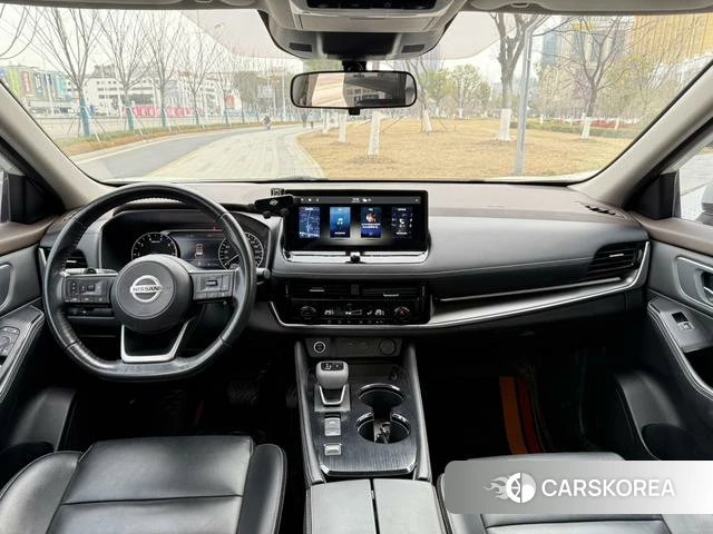 Nissan Qijun 2022 Белый из Китая, фото 2