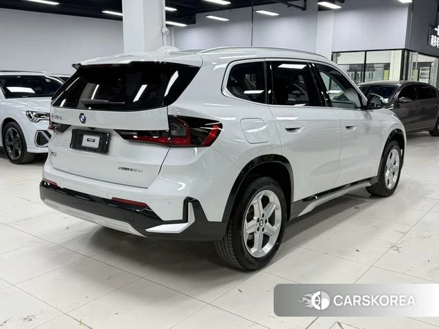 BMW X1 2023 Белый из Китая, фото 2