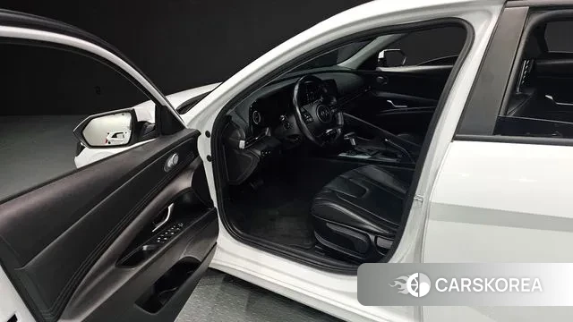 Hyundai Avante (CN7) 2021 Белый из Кореи, фото 2