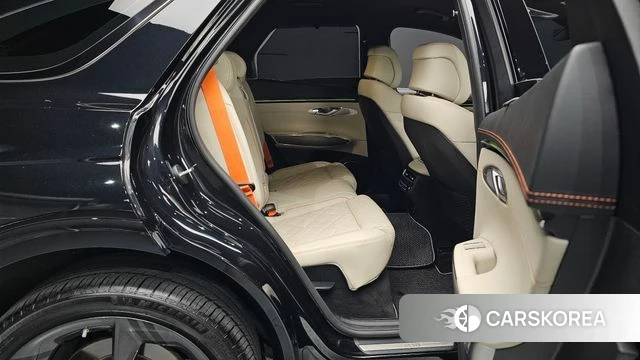 Genesis GV70 2025 Черный из Кореи, фото 2