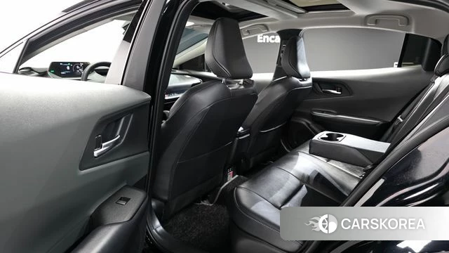 Toyota Prius 5th Generation 2025 Черный из Кореи, фото 2