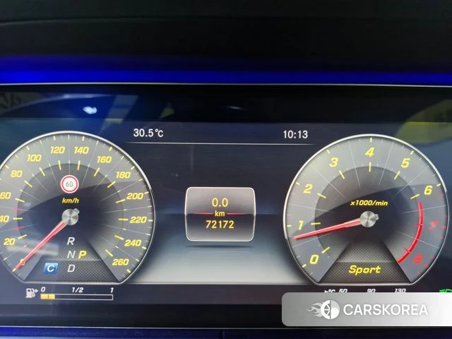 Mercedes-Benz E-Class W213 2018 Белый из Кореи, фото 2