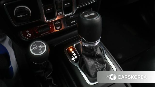 Jeep Wrangler (JL) 2024 Белый из Кореи, фото 2