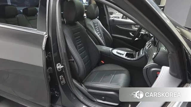 Mercedes-Benz E-Class W213 2022 Серый из Кореи, фото 2