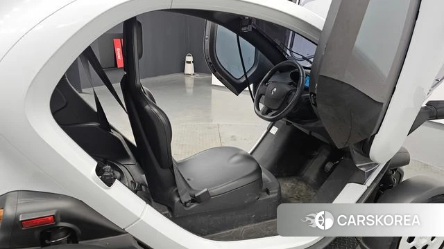 Renault Korea (Samsung) Twizy 2020 Белый из Кореи, фото 2