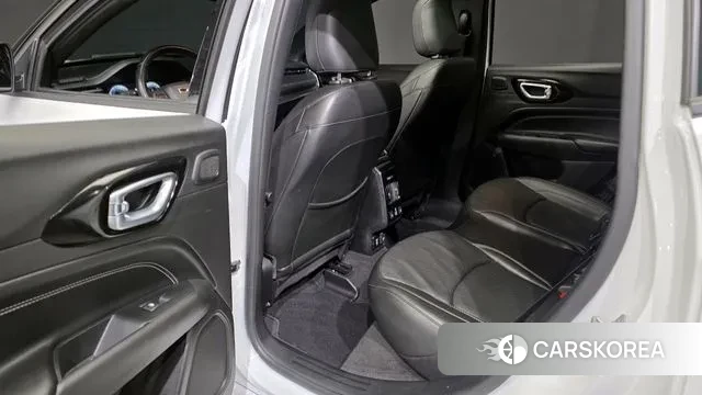 Jeep Compass 2nd Generation 2022 Белый из Кореи, фото 2