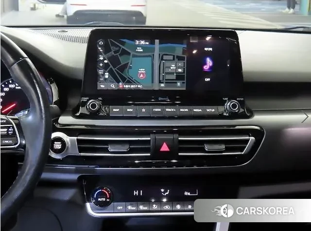 Kia Seltos 2021 Черный из Кореи, фото 2