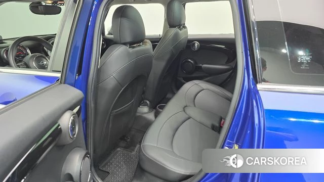 Mini Cooper 2018 Синий из Кореи, фото 2
