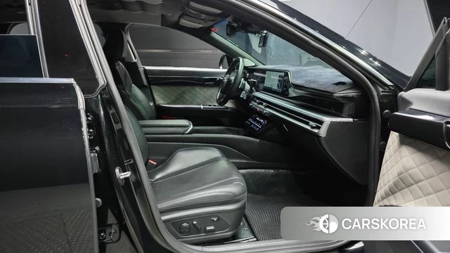 Hyundai Grandeur (GN7) 2023 Черный из Кореи, фото 2