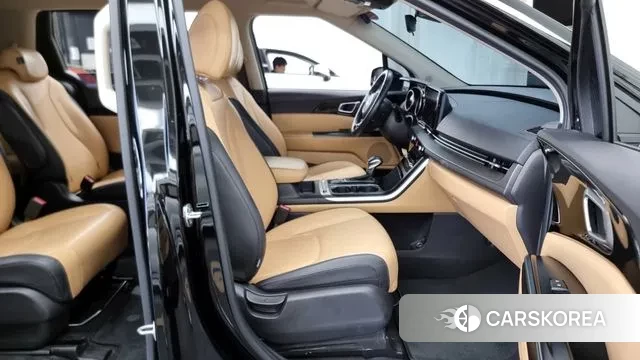 Kia Carnival 4th generation 2021 Черный из Кореи, фото 2